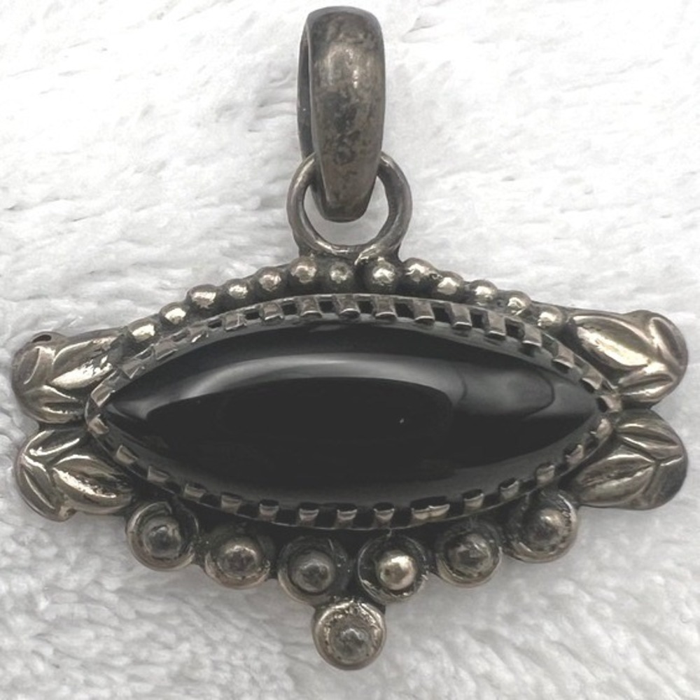 Vintage Sterling Silver Black Onyx Pendant Serrated Bezel Southwestern Gothic
